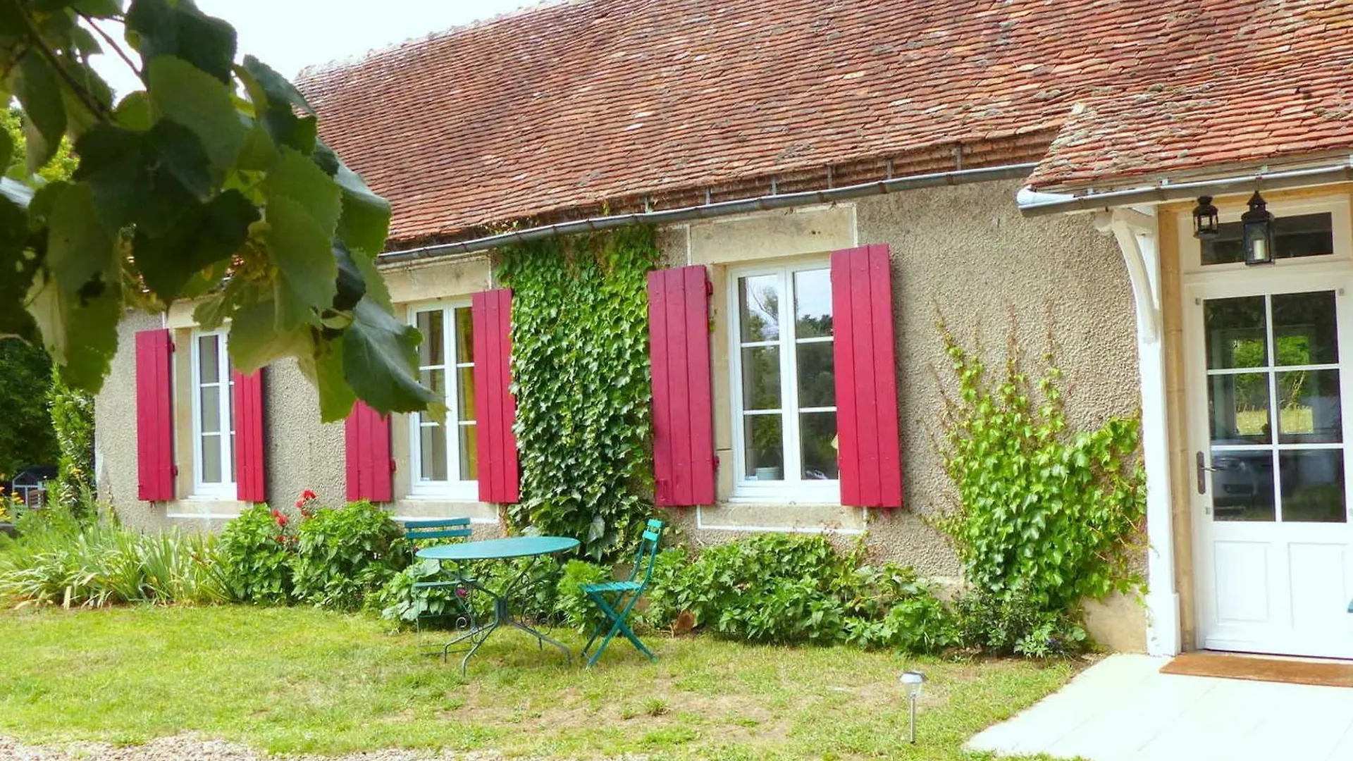 Holiday home Longere Xviiie Renovee Avec Jardin, Proche Foret Et Loisirs, Animaux Bienvenus - Fr-1-489-376 Lurcy-Levis