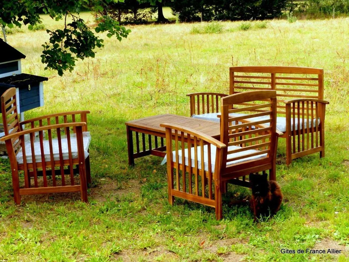 Longere Xviiie Renovee Avec Jardin, Proche Foret Et Loisirs, Animaux Bienvenus - Fr-1-489-376 Lurcy-Levis France